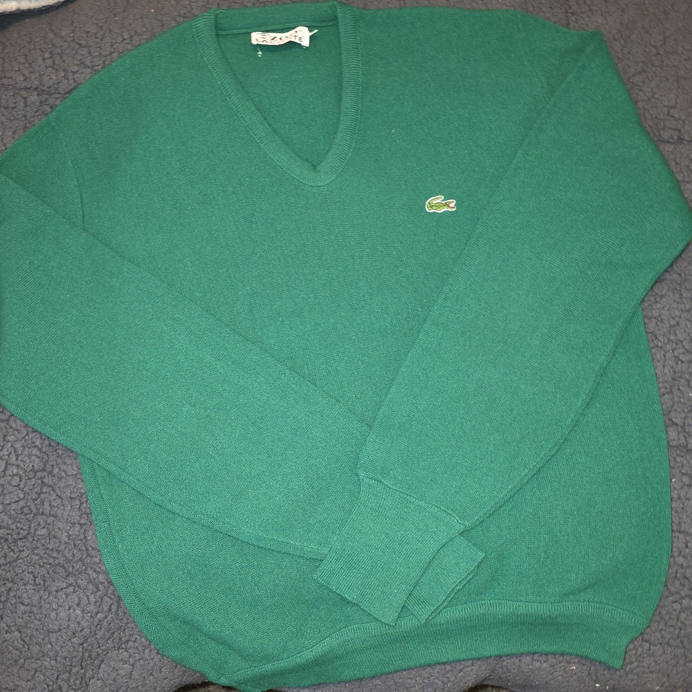 Lacoste Men's V-Neck Sweater in Kelly Green